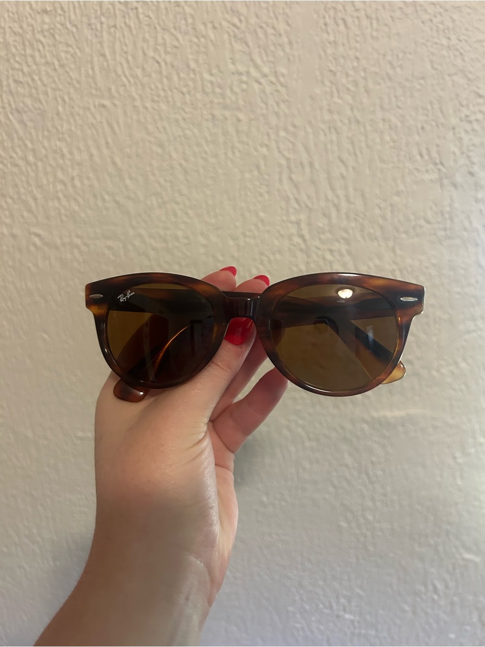 Ray-Ban Women’s Tortoiseshell Frame Sunglasses